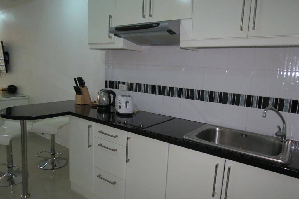 View Talay 6 Suite Apartments Pattaya Zimmer foto